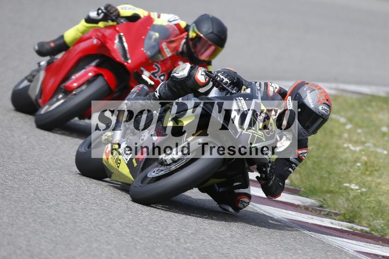 /10 20.04.2026  Pluess Moto Sport ADR/Freies Fahren/33